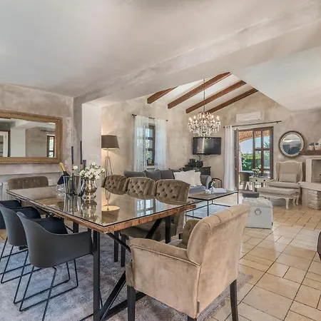 Luxury Unique Stone Rustica In Istria Vila *