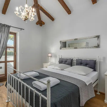 Luxury Unique Stone Rustica In Istria Villa *