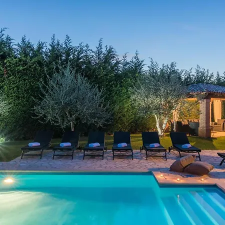 Luxury Unique Stone Rustica In Istria Barat (Porec)
